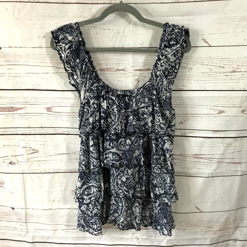 Express Paisley Print Sleeveless Blouse